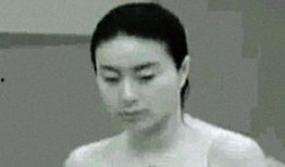 明星露胸视频,露胸视频引发热议